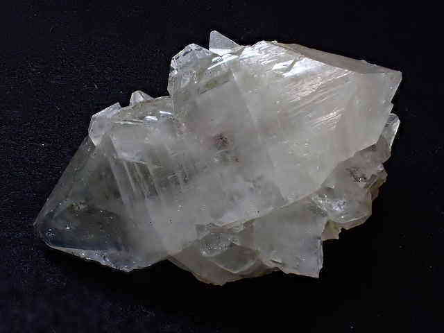 apophyllite_kamioka.JPG